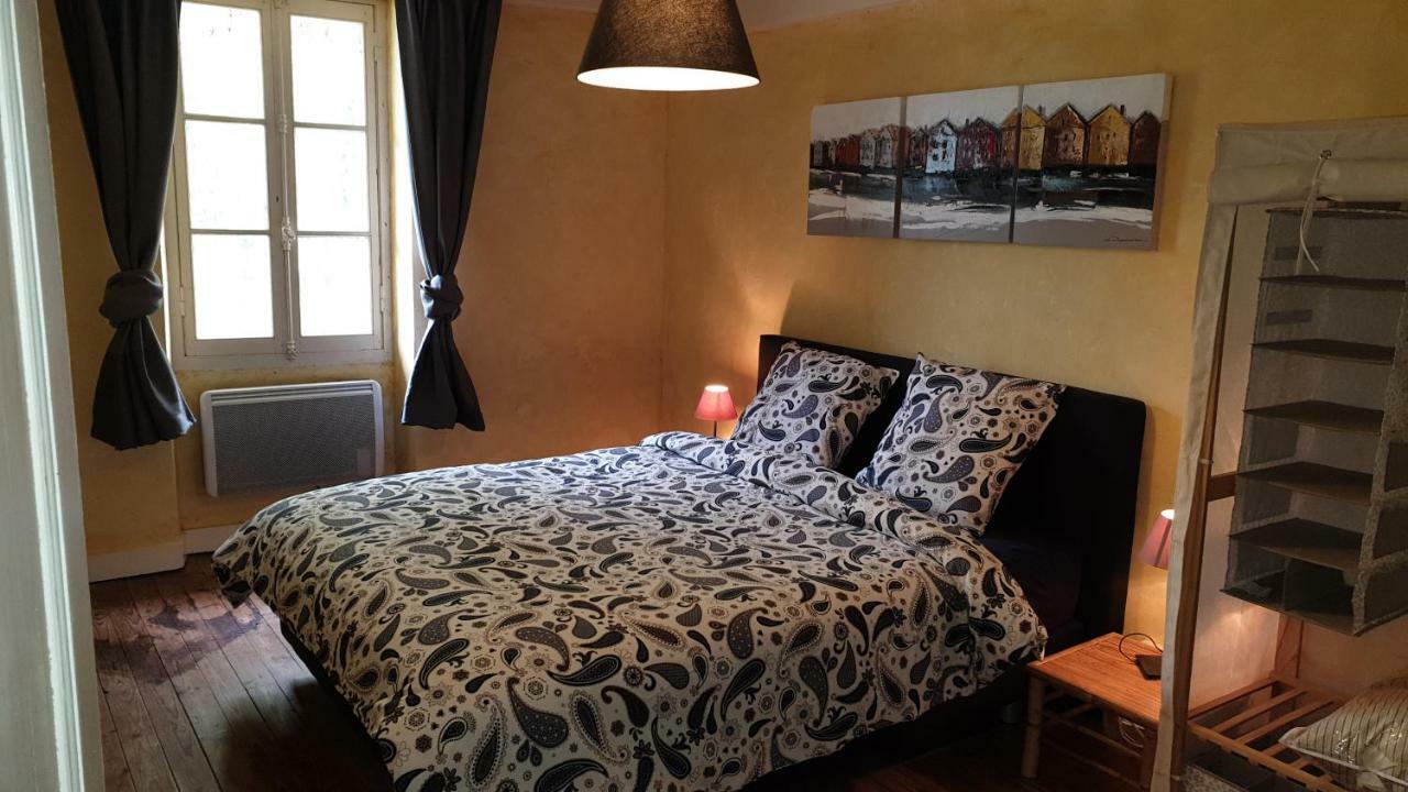 Chateau Puygrenier Villefranche-de-Lonchat Buitenkant foto